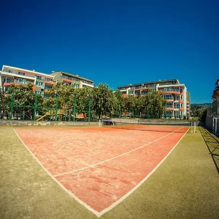 Private One-bedroom In Green Fort
